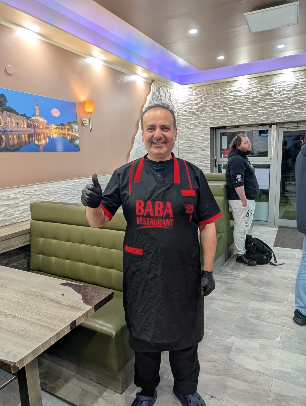 BaBa Restaurant Teamkleidung im Restaurant